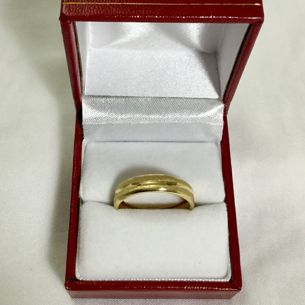 🌟18K Gold Ring Band